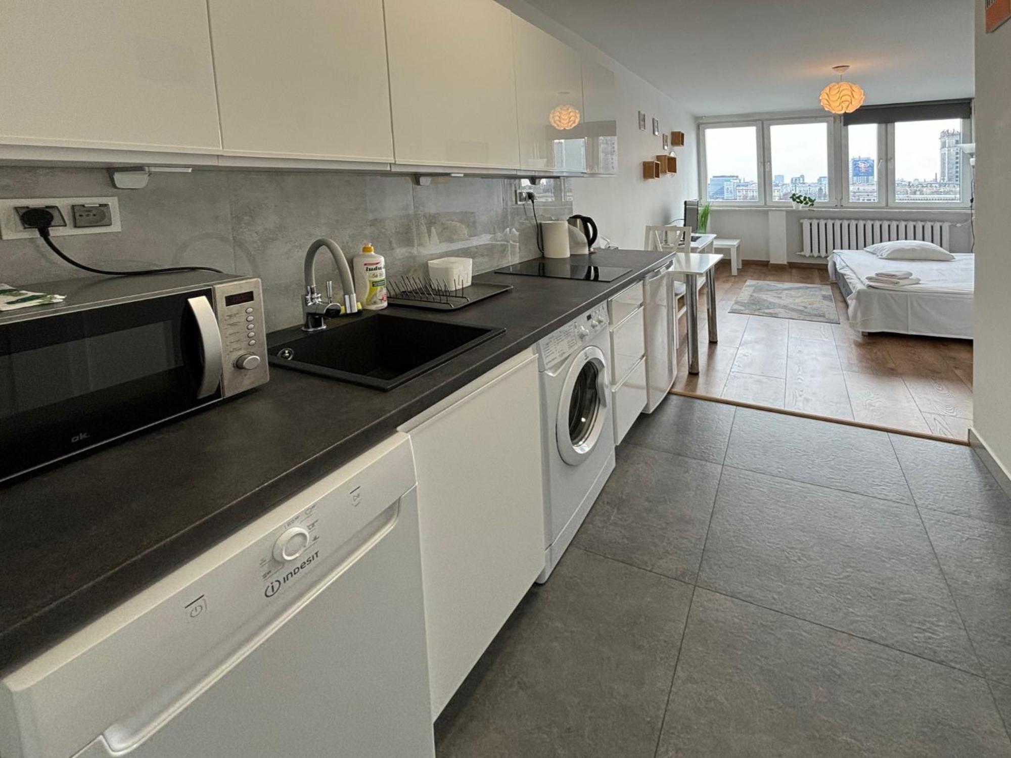 ורשה Sweet Life Apartment Next To Metro Station מראה חיצוני תמונה
